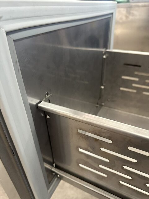 TAVOLO REFRIGERATO BT -15°/-22°C  1 VANO CON 2 CASSETTI - dettaglio prodotto